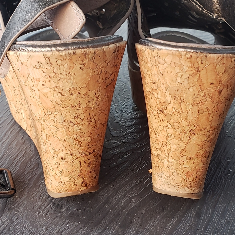 Leather wedge - Picture 3 of 4